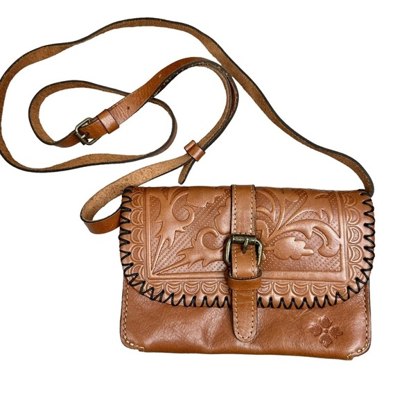Patricia Nash Handbags - Patricia Nash Torri Crossbody in Burnished Tooled Gold